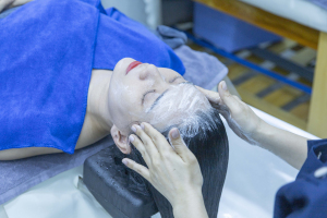 Gội đầu thư giãn Quận 10 chỗ nào chuyên nghiệp, uy tín và phải thư giãn? Khám phá Quận 10 và giải đáp cho những ai đang thắc mắc cũng Woo từ feedback thật của khách nhé